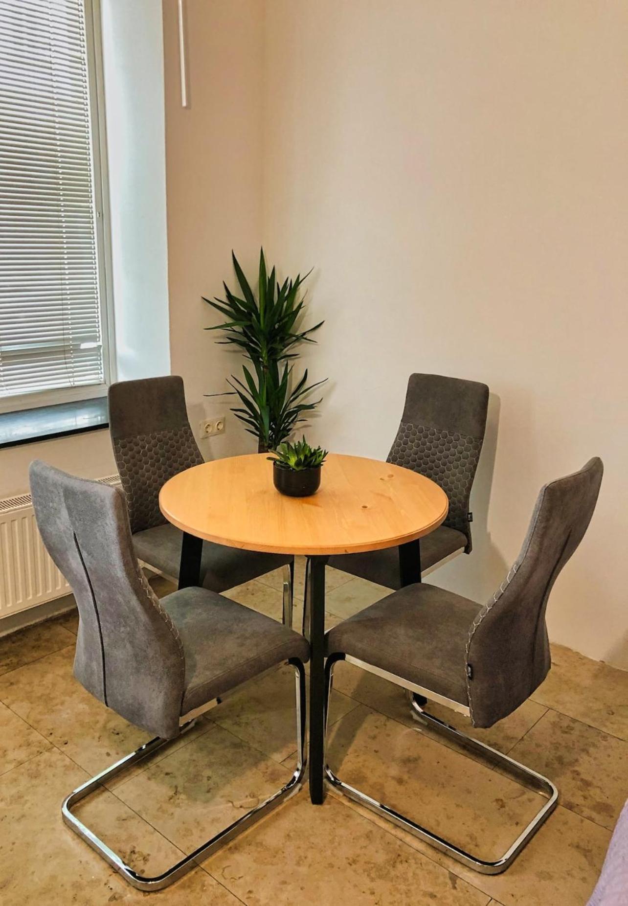Charmante Wohnung Nahe Wiener Stadthalle Extérieur photo